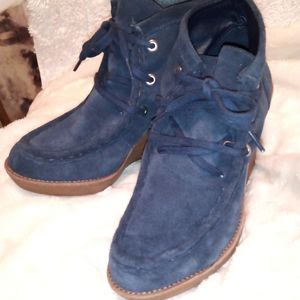 Antonio Melani women's wedge Suade boots